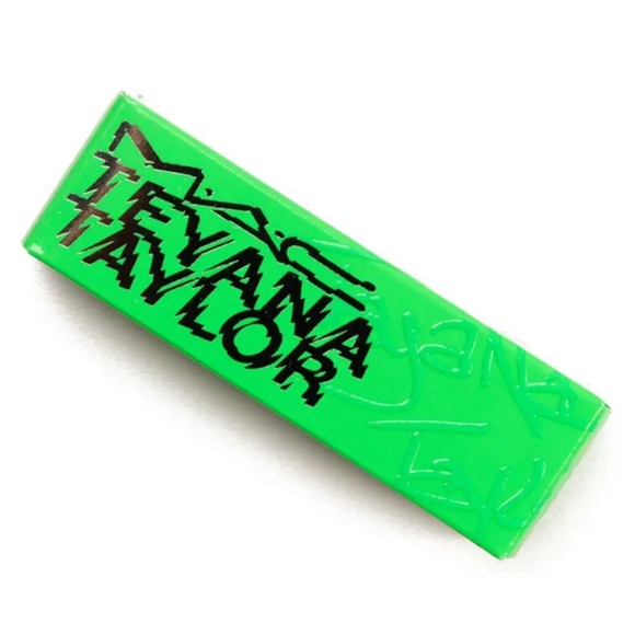 MAC I Got A Man Teyana Taylor Lipstick New in Box Rare - Picture 5 of 7